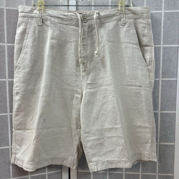 Old Navy, Men, 2 Shorts $16 Each, Beige, White, Sz L, Bermuda, Zip, Cord.! - Picture 3 of 12